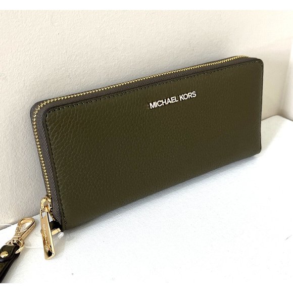 New Michael Kors Jet Set Large Travel Continental Wallet Olive - Picture 2 of 4